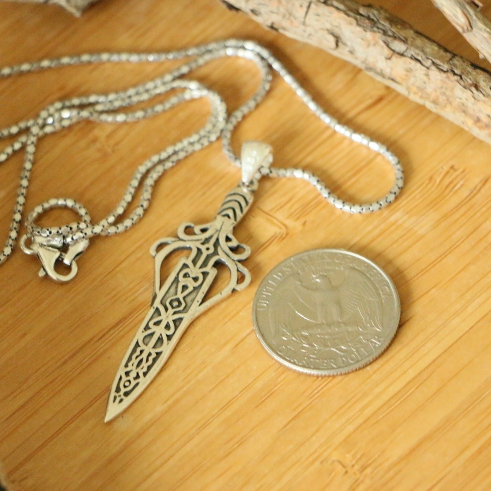 925 Sterling Silver Decorated Sword men’s necklace - Picture 5 of 8
